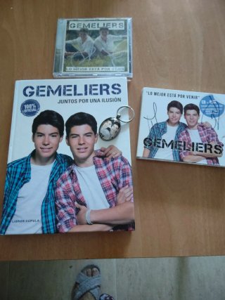 Colección Gemeliers: CD, Libro y Llavero