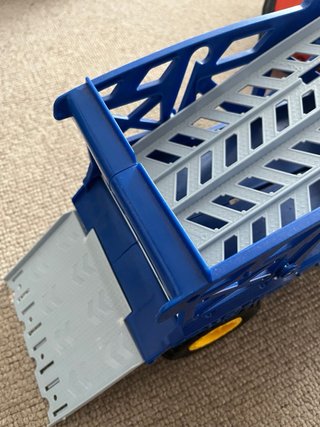 Camión Hot Wheels Monster Trucks Portacoches