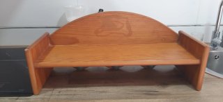 Repisa perchero de madera