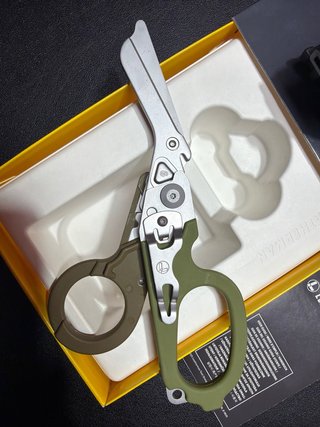 Tijera Multiusos Leatherman