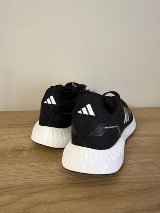 Adidas Scarpe da Ginnastica Nere Taglia 36,5