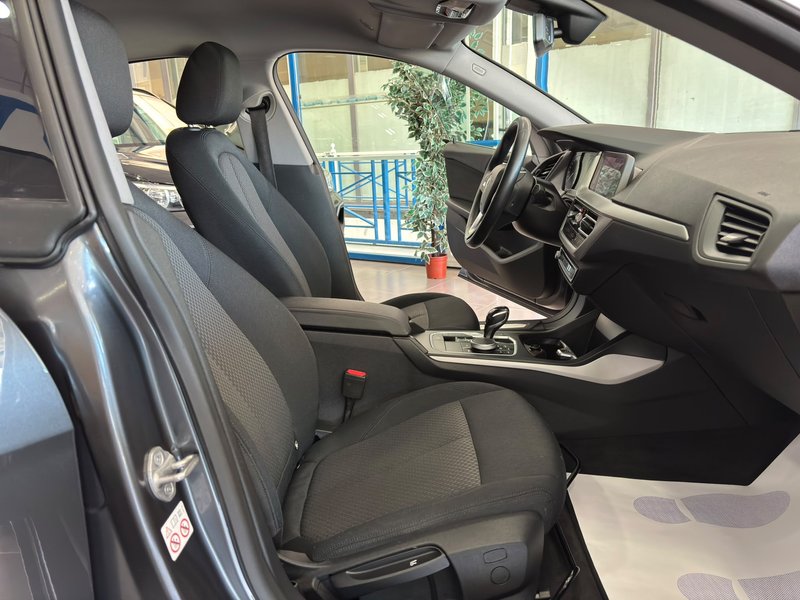 BMW Serie 2 2021, foto 14
