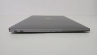 MacBook Air 2019 13.3 Intel i5 8GB RAM 256GB SSD