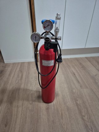 Sistema CO2 con manómetros