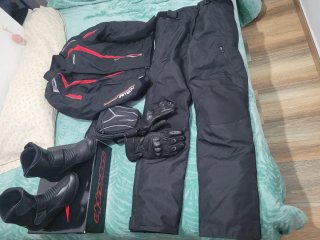 Traje de moto completo