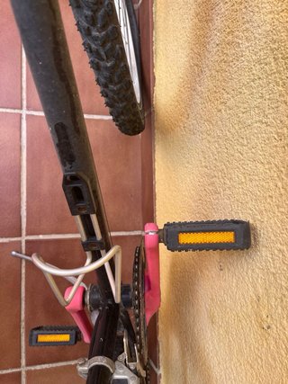 Bicicleta Negra y Rosa