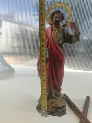 Figura San Andrés Oro y Rojo