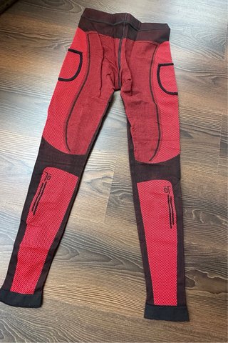 Mallas HAKO largas rojas nuevas