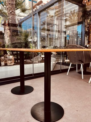 Mesa de bar cuadrada 70cm madera fresno Lote de 16