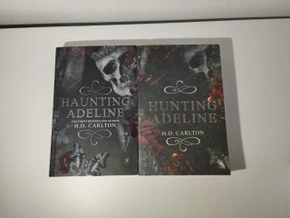 Haunting y Hunting Adeline de HD Carlton en inglés