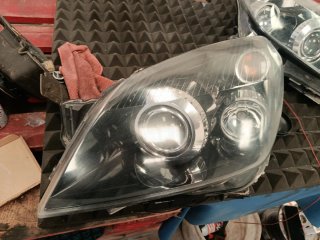Faros by xenón Opel Astra h