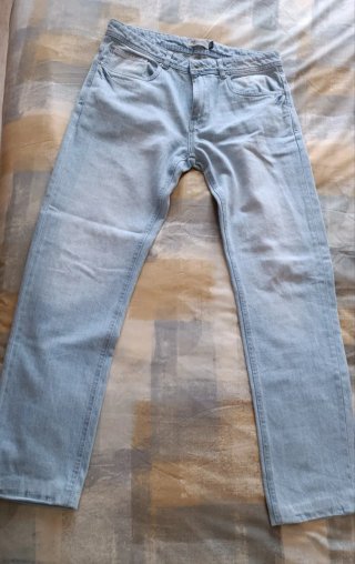 Pantalón vaquero y camisa cuadros ( hombre)