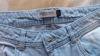 Pantalón vaquero y camisa cuadros ( hombre)