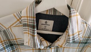 Pantalón vaquero y camisa cuadros ( hombre)