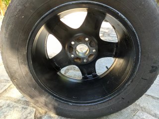 Una llanta 17" Volkswagen Touareg