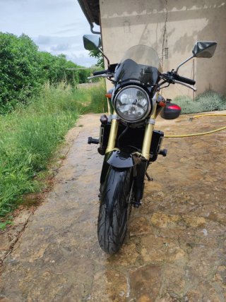 Honda CB600F Hornet Negra