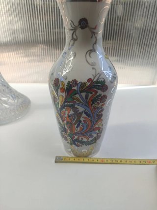 Jarrón de porcelana multicolor con aves