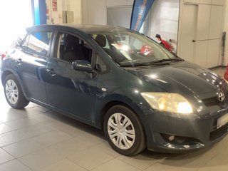 Toyota Auris 1.4 VVT-i Luna