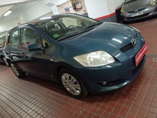 Toyota Auris 1.4 VVT-i Luna