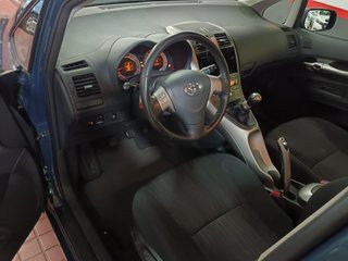 Toyota Auris 1.4 VVT-i Luna