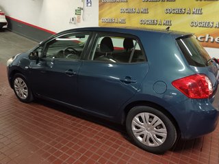 Toyota Auris 1.4 VVT-i Luna