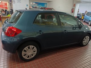 Toyota Auris 1.4 VVT-i Luna