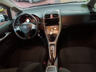 Toyota Auris 1.4 VVT-i Luna
