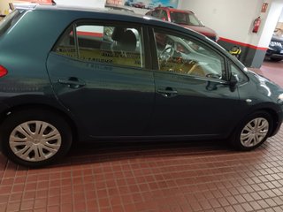 Toyota Auris 1.4 VVT-i Luna