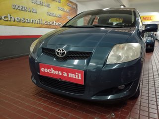 Toyota Auris 1.4 VVT-i Luna