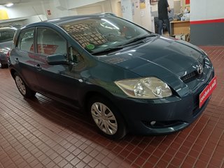 Toyota Auris 1.4 VVT-i Luna