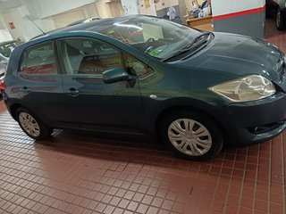 Toyota Auris 1.4 VVT-i Luna