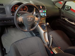 Toyota Auris 1.4 VVT-i Luna