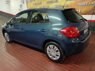 Toyota Auris 1.4 VVT-i Luna