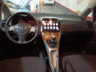 Toyota Auris 1.4 VVT-i Luna