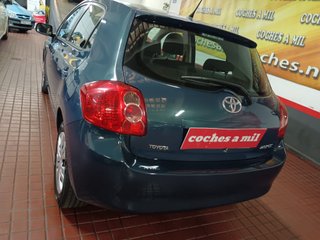 Toyota Auris 1.4 VVT-i Luna