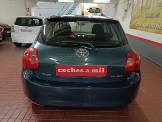 Toyota Auris 1.4 VVT-i Luna