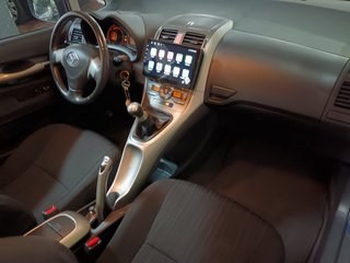 Toyota Auris 1.4 VVT-i Luna