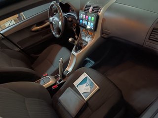 Toyota Auris 1.4 VVT-i Luna