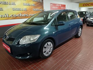 Toyota Auris 1.4 VVT-i Luna