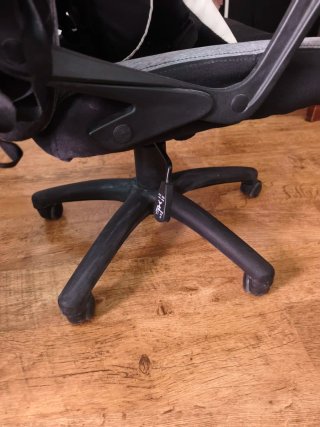 Silla Gaming MUVIP Negra/Gris