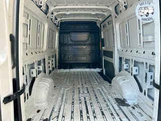 Volkswagen Crafter 30 Furgón L3H2