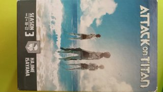 Attack on Titan 18,19,20,21,22 y libro novela.