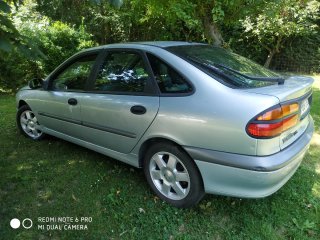 Renault Laguna 2000