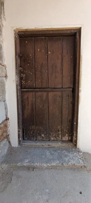 Vigas de roble/  puertas roble y castaño