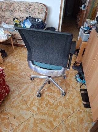 Silla de oficina ergonómica