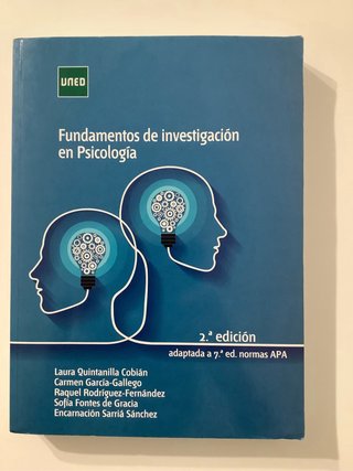 Pack de libros 1 cuatrimestre Psicología UNED