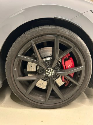 VOLKSWAGEN GOLF 8 GTI CLUBSPORT 2024 300 CV