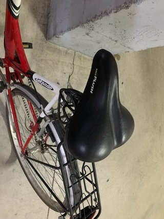 Bicicleta de paseo blanca