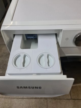 Lavadora Samsung A+++ con Secadora