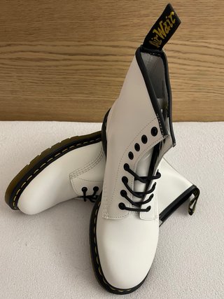Dr. Martens 1460 Blancas Talla 43 Nuevas